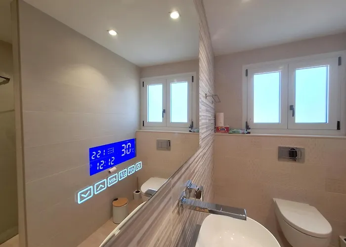 Luxury 