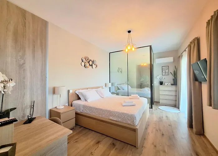 Luxury 